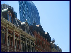 Toronto Bus Tour 024 - Old town, L tower